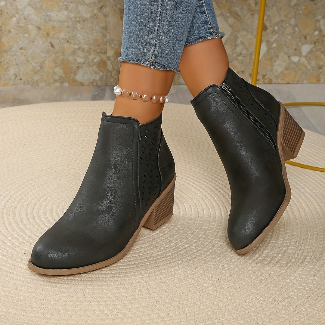 Léonie Breathable Comfort Boots