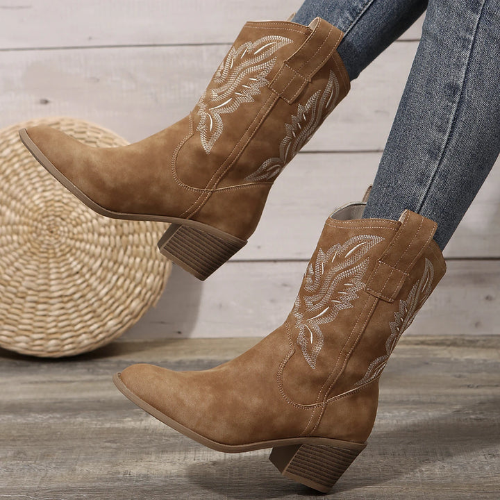 Delilah | Pointed-Toe Embroidered Western Boots