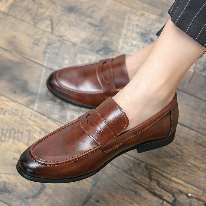 Men's Classic Leather Loafers