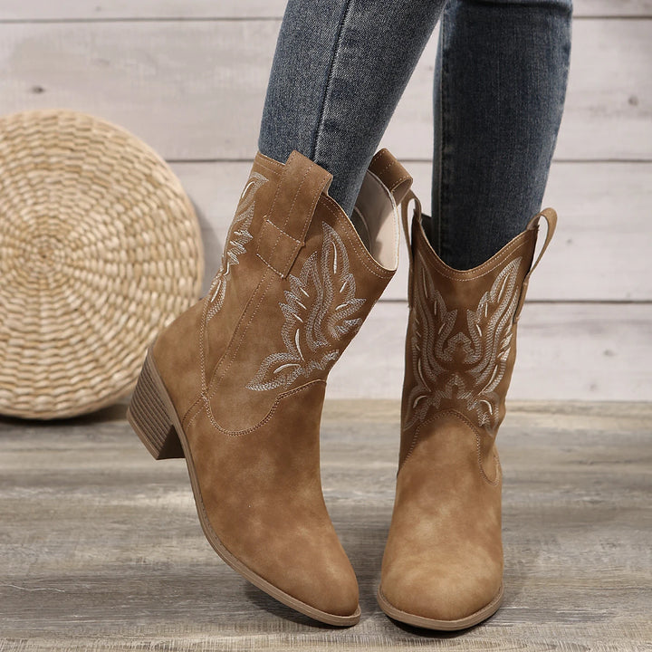 Delilah | Pointed-Toe Embroidered Western Boots