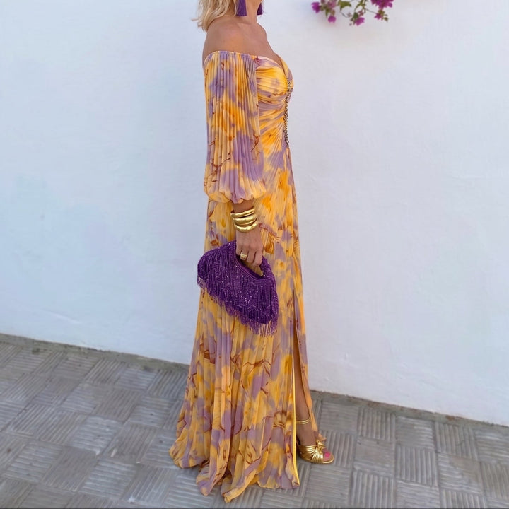 Mía | Elegant Off-Shoulder Maxi Dress