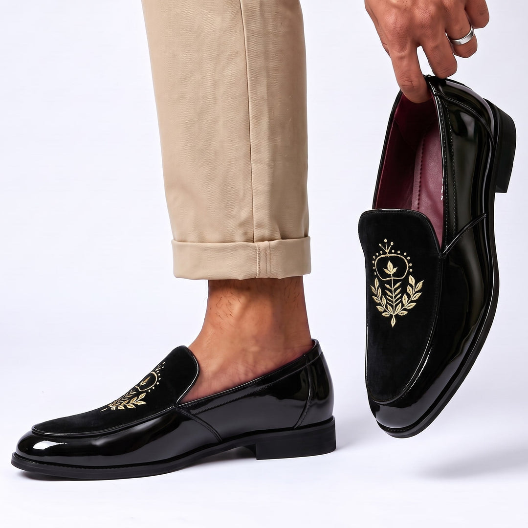 Alderic | Distinguished Crest Loafers