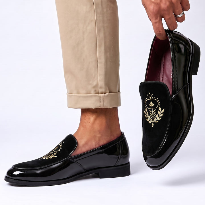 Alderic | Distinguished Crest Loafers