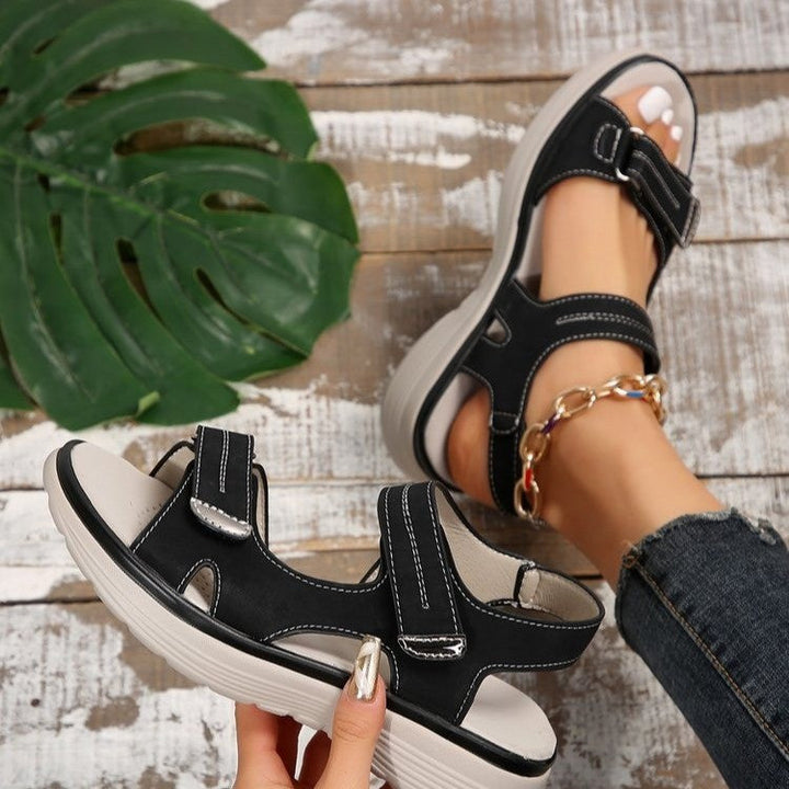 Elegant women’s orthopaedic sandals – Adjustable buckle