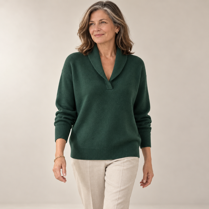 Elise forest green jumper, front view on mature model