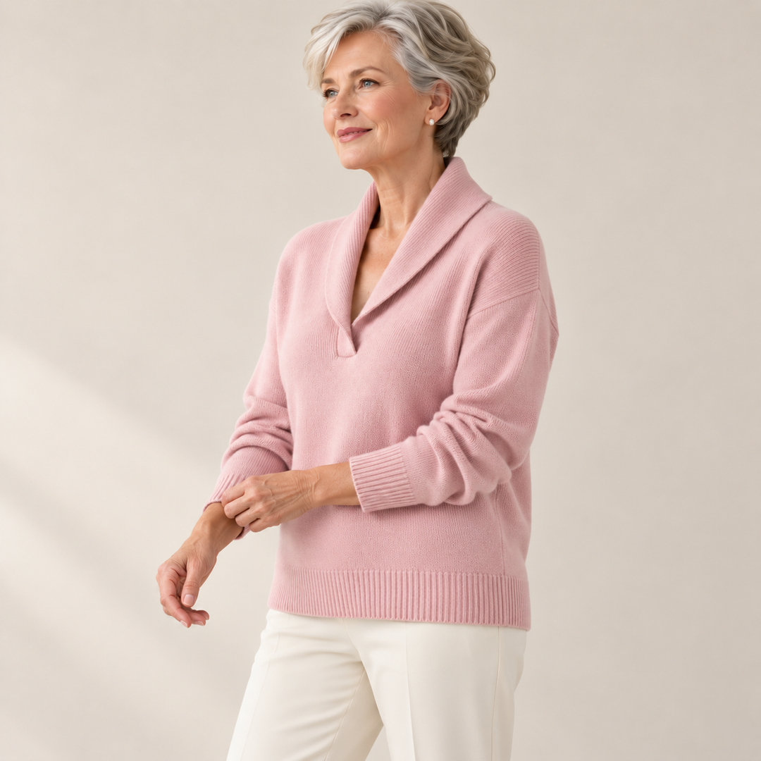 Elise pink jumper, side view on mature model