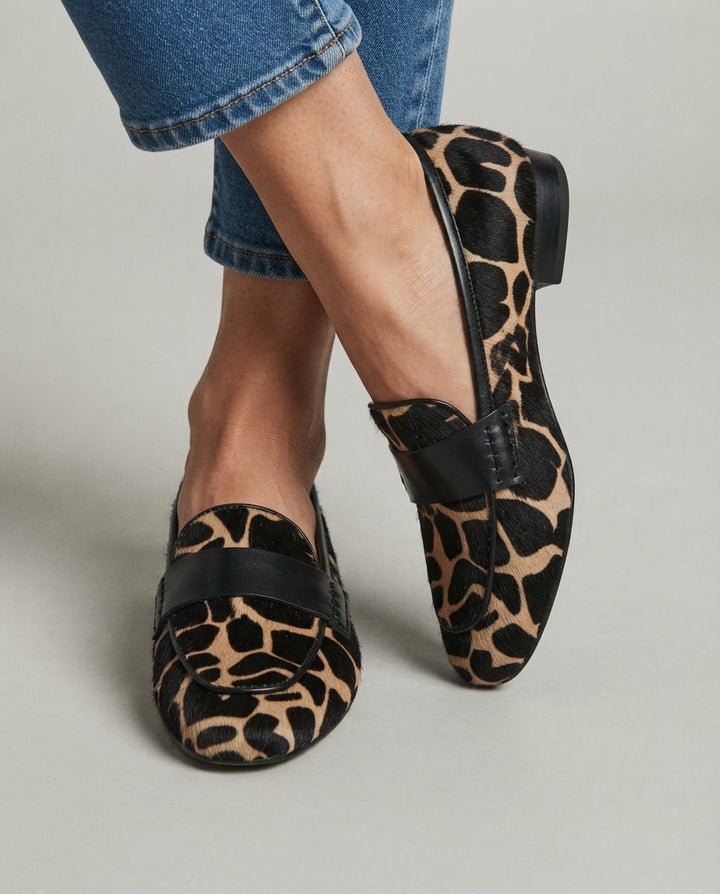 Giulia Apricot Giraffe-Print Loafers