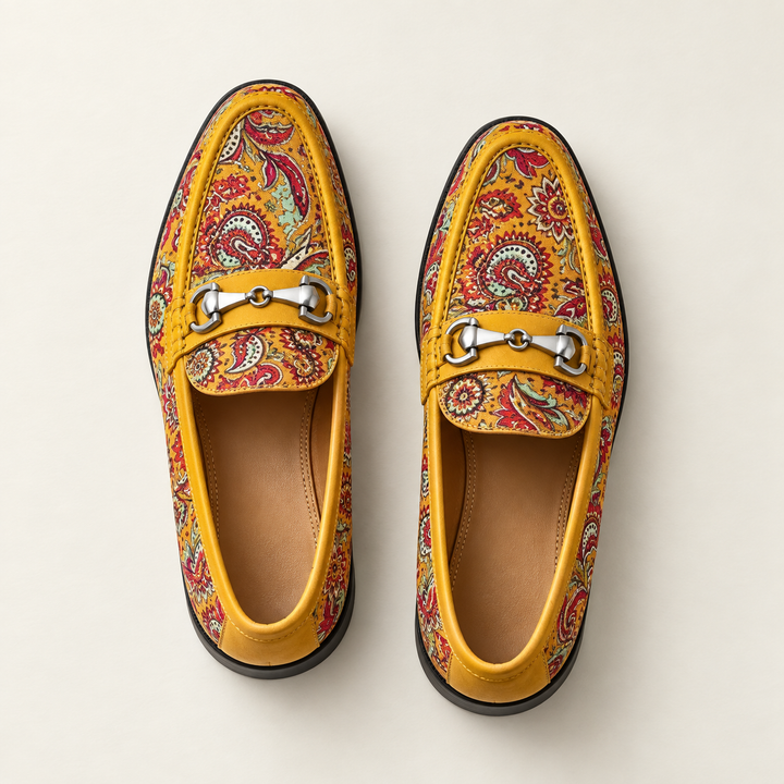 yellow paisley loafers — Geel — top